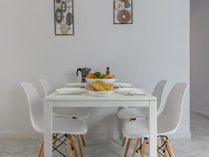 Pureza Dreams De Sevilla Oasis En Triana Luaran gambar