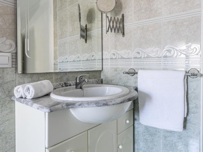 Pureza Dreams De Sevilla Oasis En Triana Luaran gambar