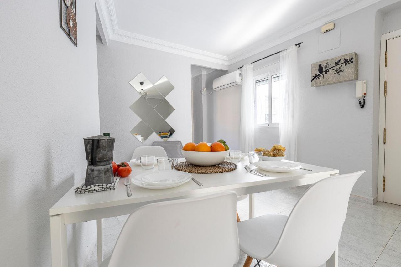 Pureza Dreams De Sevilla Oasis En Triana Luaran gambar